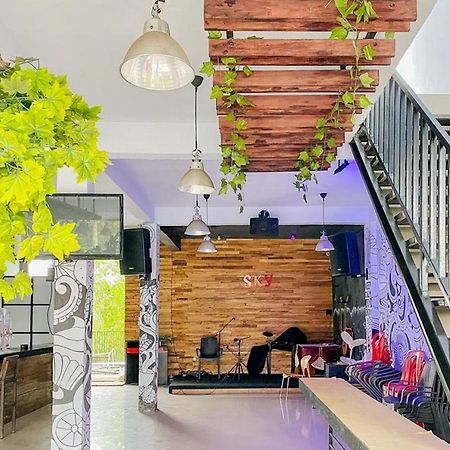 Sky Residence Tomohon Mitra Reddoorz Kültér fotó